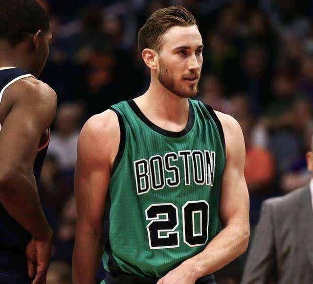 墨士廉在比 墨士廉在比