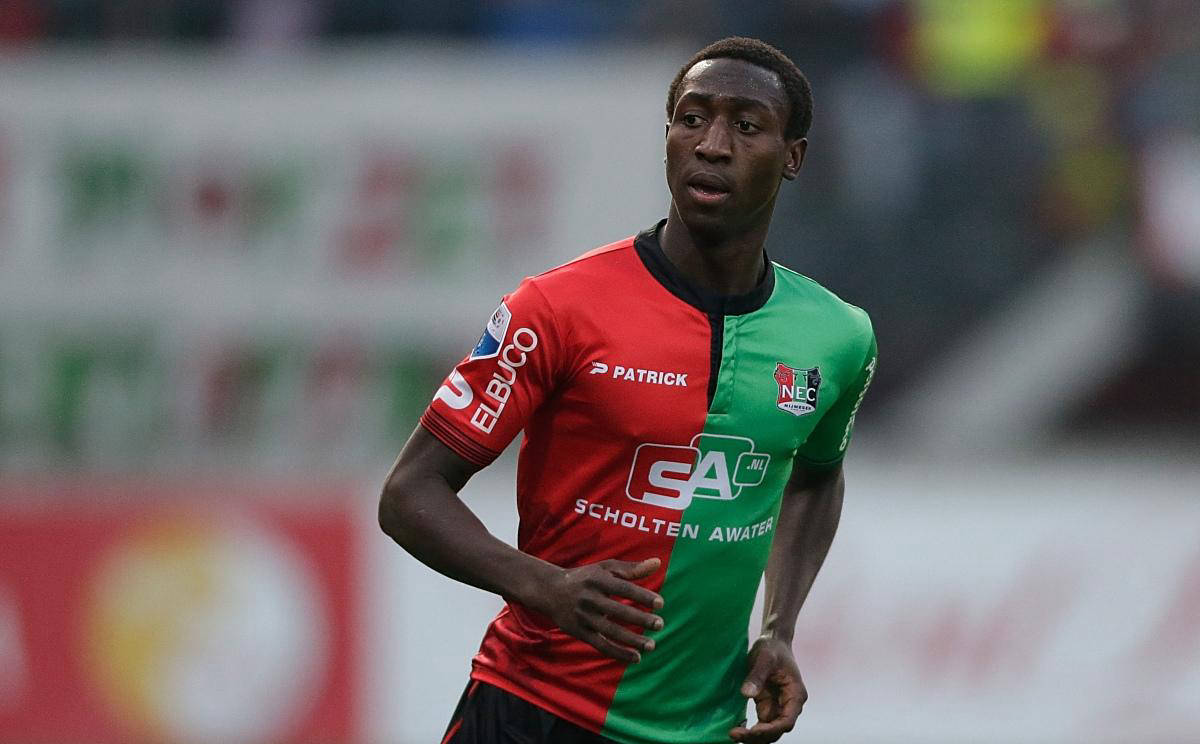 运动员们在 运动员们在