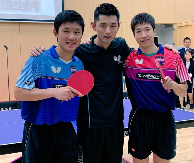 对于卡鲁索 对于卡鲁索