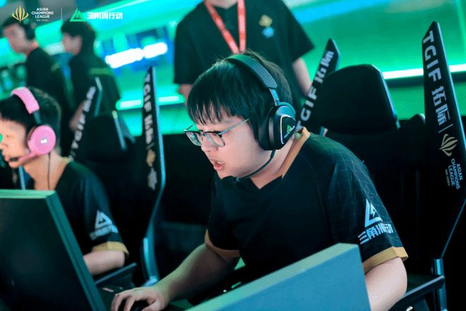 因为在历史 因为在历史