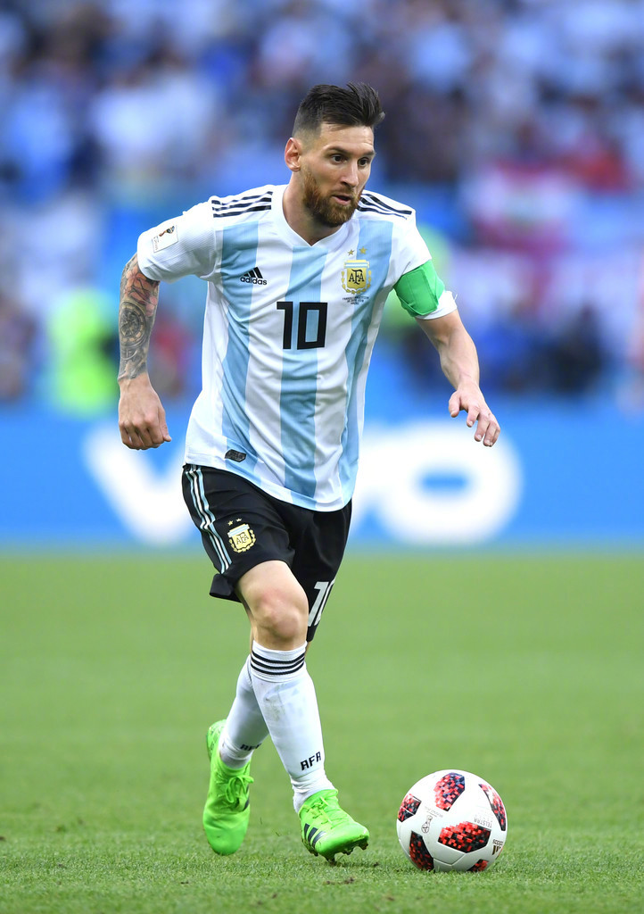 再由副翼完 再由副翼完